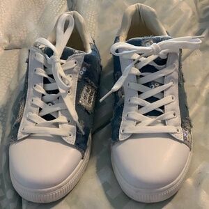 Ladies Fashion Sneakers